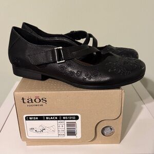 Taos Footwear Black Women's Shoes